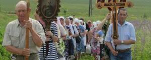 Велика сила молитвы - крестный ход в д. Бобыли