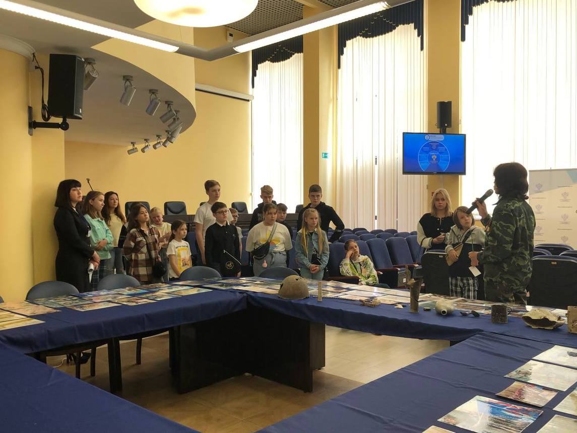 Выездная выставка школьного музея и экскурсии в УФК по Кировской области.