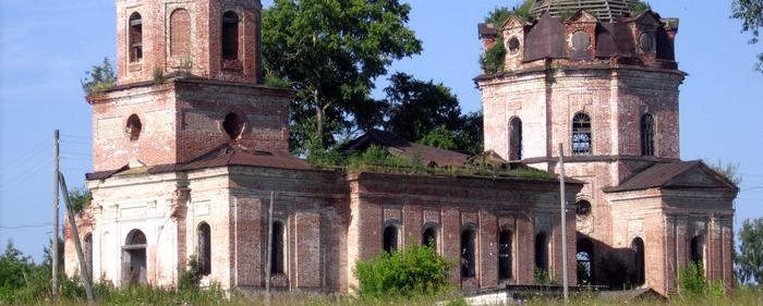 Успенская церковь в Святице