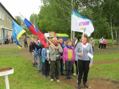 Поселок октябрьский зуевского района